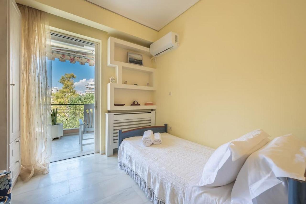 3br Next To Panormou Metro! Apartment