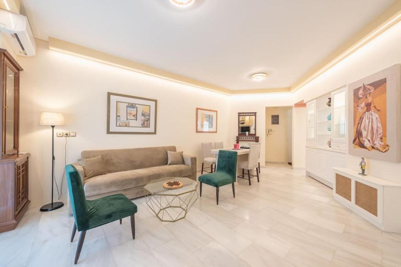 3br Next To Panormou Metro! Athens