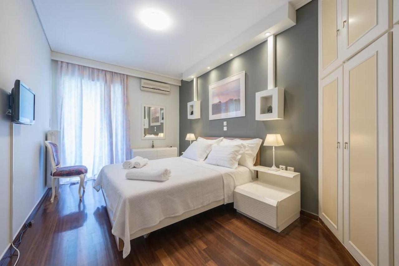Apartment 3br Next To Panormou Metro!