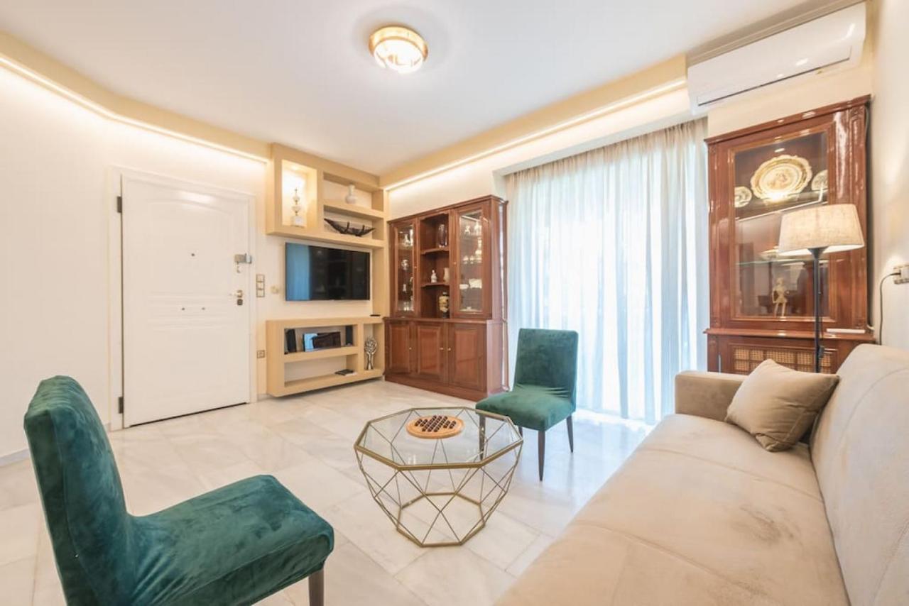 Apartment 3br Next To Panormou Metro! *